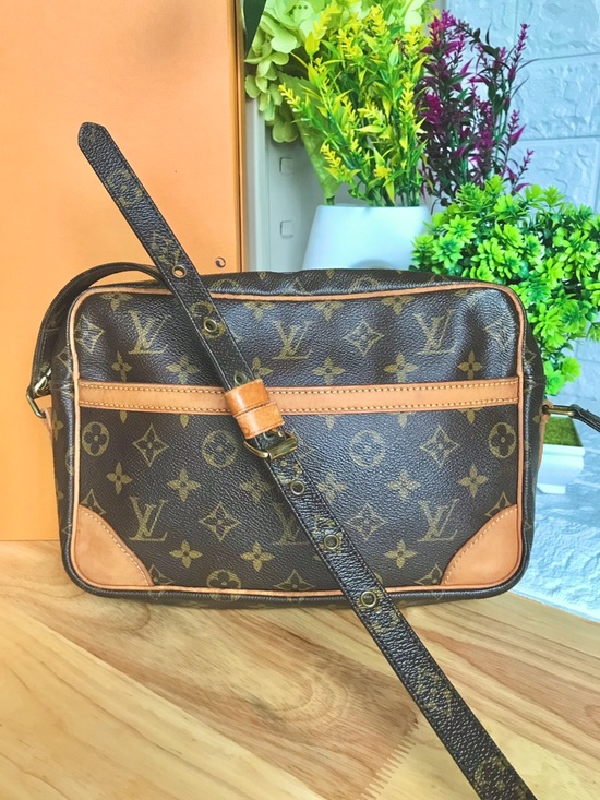 Louis Vuitton Handbags - ✅LOUIS VUITTON TROCADERO 27 BAG